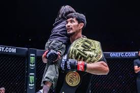 BLG官方：与中单选手Knight续约至2027年